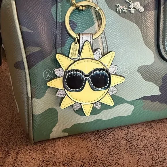 COACH SUNSHINE CHARM KEY FOB VINTAGE/Y2K OVERSIZE SUNGLASSES MINI HANGTAG VGUC - Picture 4 of 9
